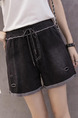 Black Denim Linking Contrast Band Holes Hemming One Quarter Shorts for Casual