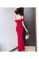 Red Light Luxury Sexy Celebrity Style Off-Shoulder Suspender Dress with Tassels and Slits to Show Legs and Slim Banquet Dress Long Skirt