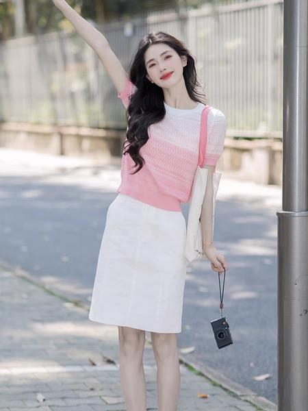 Dingdar Gradient Short-Sleeved Sweater for Women 2025 Summer New Loose Design in Pink and White Short Top