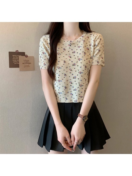 Beige Real Shot Wholesale Price 2025 Summer New Style Small Fresh Gentle Floral Sweet Casual Short-Sleeved Knitted Tops for Women