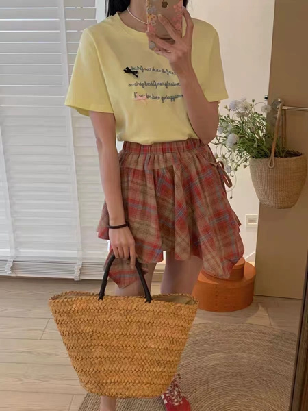 Red and Beige Korean Irregular Plaid Skirt for Women, 2025 Spring and Summer New Design Niche High Waist Slim A-Line Short Skirt