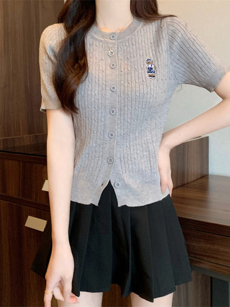 Gray Real Shot Wholesale Price 2025 Summer New Casual Versatile Simple Chest Embroidered Cardigan Wool Knitted Top