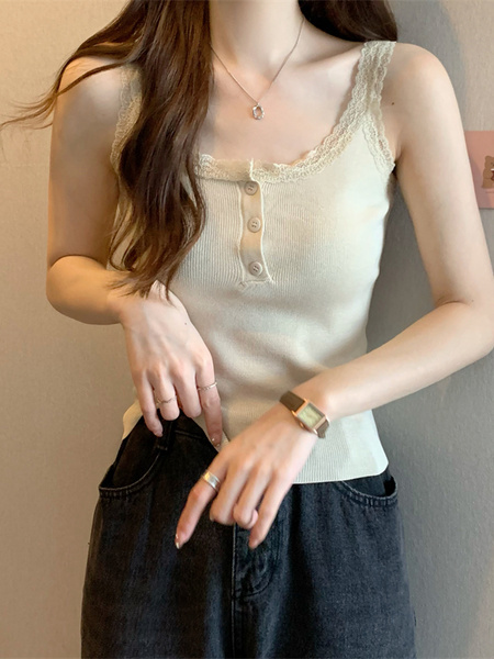 Real shot wholesale price 2025 new sweet and spicy style lace edge button design vest bottom outerwear top for women in Cream