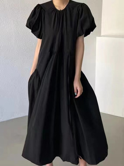 Artistic retro design, simple and fashionable long dress in black