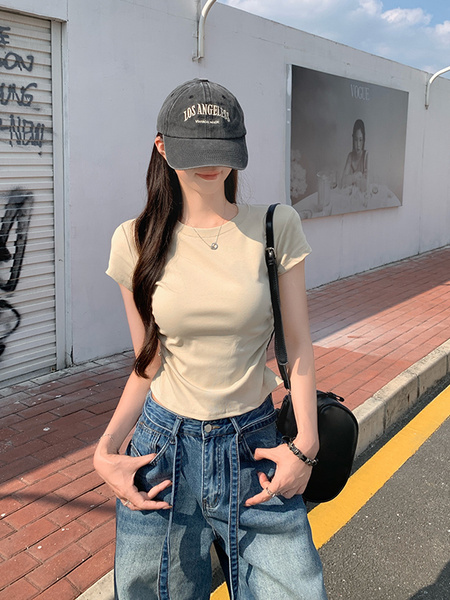 Real Shot Price Wrinkles Waist-cinching Positive Shoulder Short Sleeve T-Shirt Women Summer 2025 New Style Design Sense Slim Fit Short Style Top in Beige